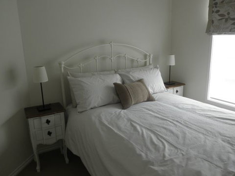 C&C's Bed And Breakfast - Timeshare Accommodation 3