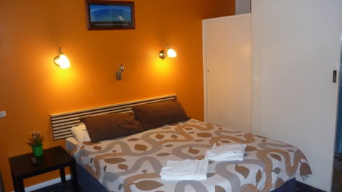Adelaide Traveller's Inn Backpackers - Timeshare Accommodation 0