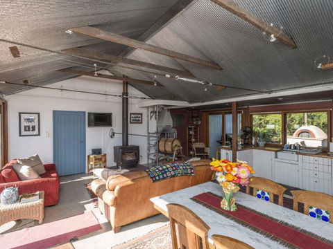 Jamberoo Valley Farm - Timeshare Accommodation 5