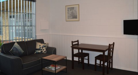 Penguin Seaside Motel - Timeshare Accommodation 4