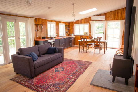 Sandalwood Shearing Shed - Timeshare Accommodation 2