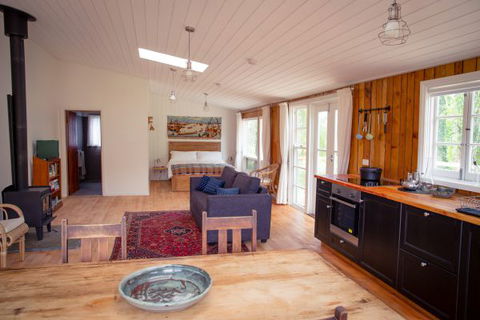 Sandalwood Shearing Shed - Timeshare Accommodation 3
