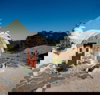 Earthship Ironbank - Timeshare Accommodation