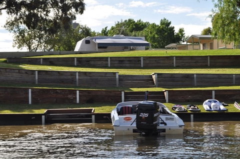 Euston Riverfront Caravan Park And Cafe - Timeshare Accommodation 2