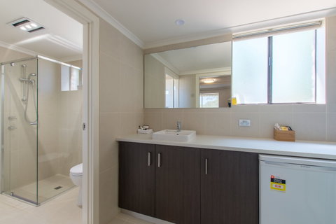 Mick O'Shea's - Timeshare Accommodation 2
