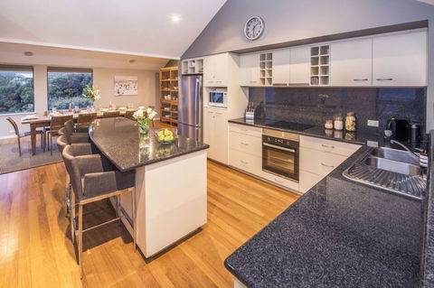 Top Of The Hill - Timeshare Accommodation 5