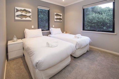 Top Of The Hill - Timeshare Accommodation 7