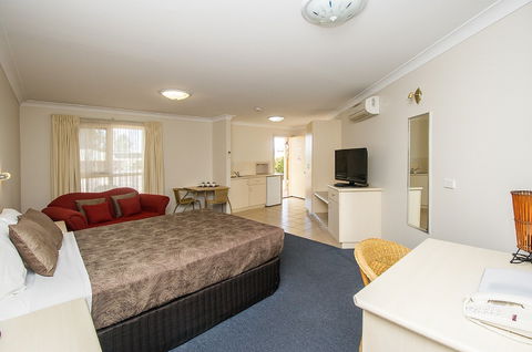 Tuckerbox Motor Inn - Timeshare Accommodation 2