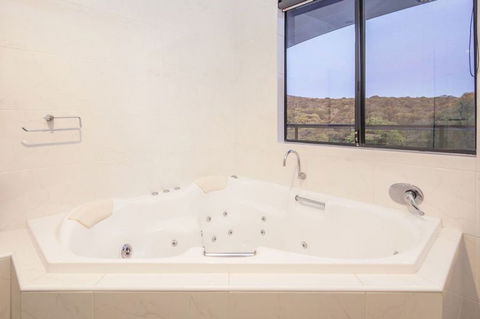 Caves Retreat - Timeshare Accommodation 6