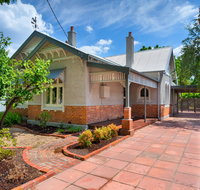 Crisp Street Cottage - Timeshare Accommodation