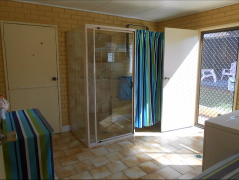 Frangi Breezes Bed And Breakfast - Timeshare Accommodation 2