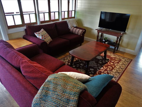 Loughmore House And Cottage - Timeshare Accommodation 2