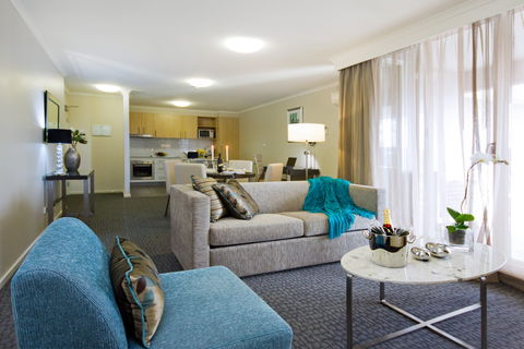 Pacific Suites Canberra - Timeshare Accommodation 5