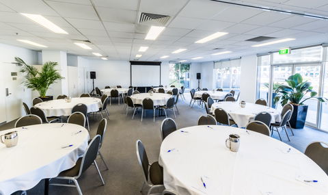 Pacific Suites Canberra - Timeshare Accommodation 8