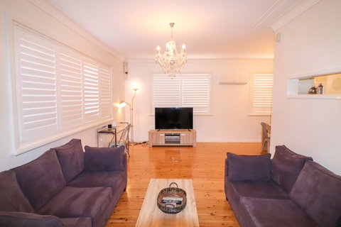 Seabreeze At Blacksmiths - Timeshare Accommodation 1