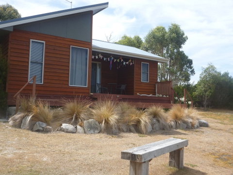 Yakkalla Holiday Cottage - Timeshare Accommodation 0