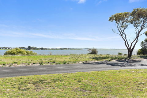 25 Captain Sturt Parade - Hindmarsh Island - Timeshare Accommodation 2