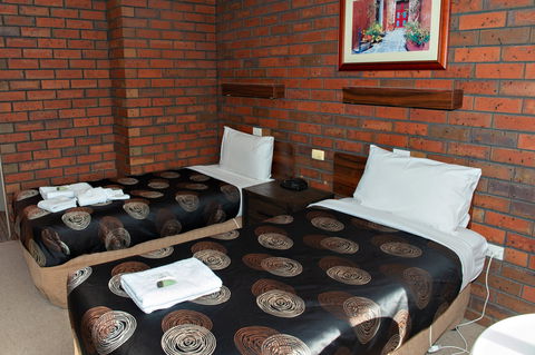 Golden Country Motel And Caravan Park - Timeshare Accommodation 2