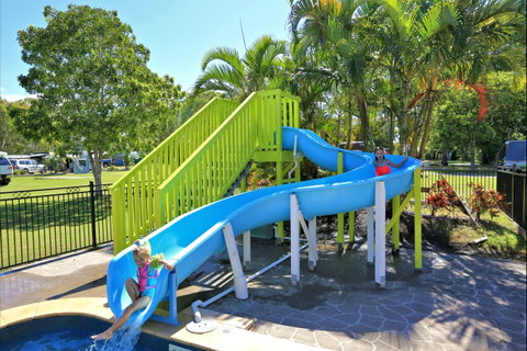 Poona Palms Holiday Park - Timeshare Accommodation 2