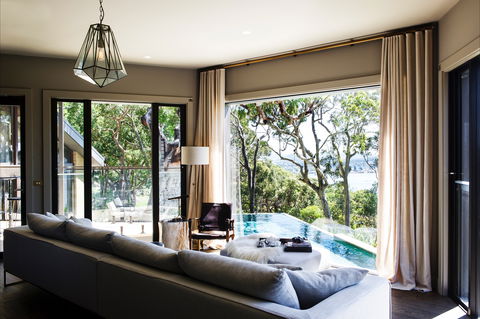 Pretty Beach House - Timeshare Accommodation 1