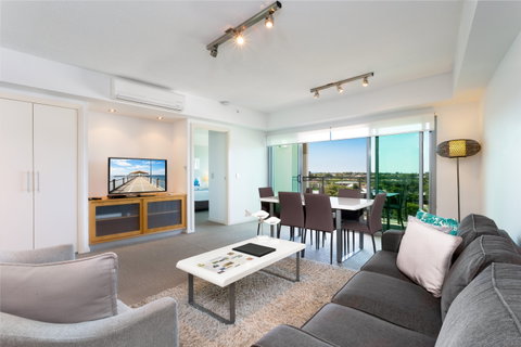 Proximity Waterfront Apartments - Timeshare Accommodation 2
