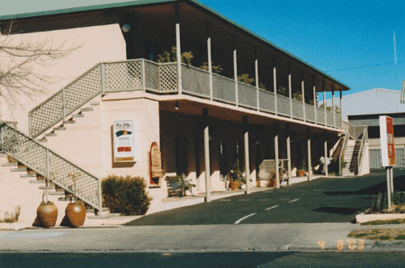 New England Motor Inn - Timeshare Accommodation