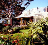 The Sleeping Lady Private Retreat - Timeshare Accommodation
