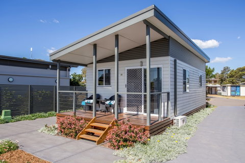 Blacksmiths Beachside Holiday Park - Timeshare Accommodation 2