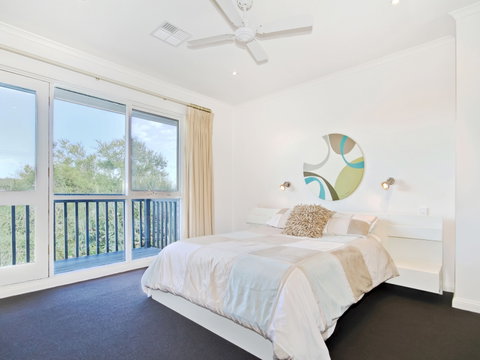 Century 21 SouthCoast: Tennis Elbow - Timeshare Accommodation 2