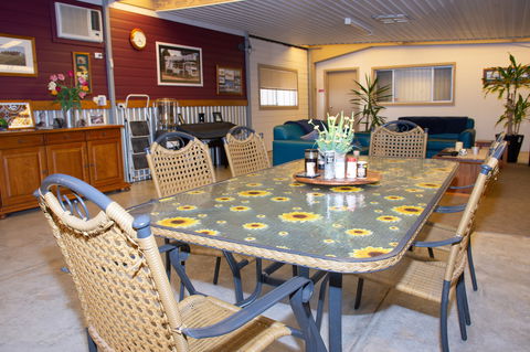 Chrissie's Dongara - Timeshare Accommodation 0
