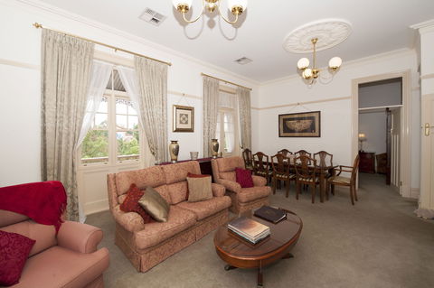 Cobb & Co Court Boutique Hotel - Timeshare Accommodation 1