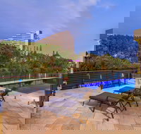 Lakeland Keys Broadbeach - Vogue Holiday Homes