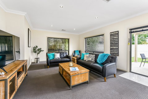 Mount Gambier Apartments - Accommodation On Lansell 1 - Timeshare Accommodation 2