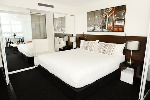 Oaks Gladstone Grand Hotel - Timeshare Accommodation 2