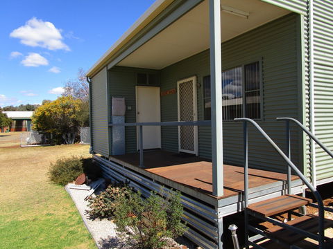 Caddy Shack Dunedoo - Timeshare Accommodation 1