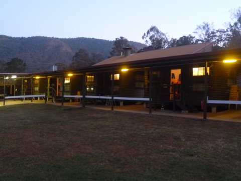 Christmas Creek Cafe` And Cabins - Timeshare Accommodation 1