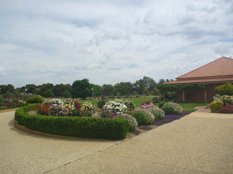 Fairways Bed And  Breakfast At Jerilderie - Timeshare Accommodation 0
