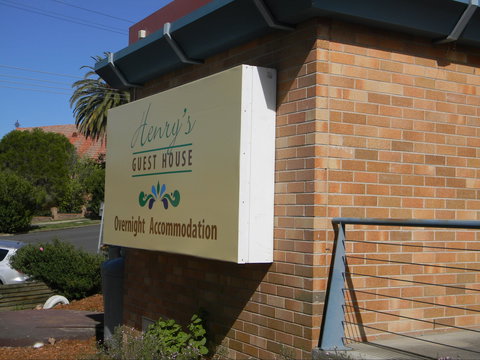 Henry's Quirindi Quality Accommodation - Timeshare Accommodation 1
