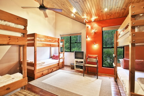 Indooroopilly - Timeshare Accommodation 1