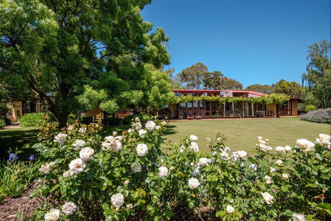 Mulberry Lodge  Country Retreat - Timeshare Accommodation 1