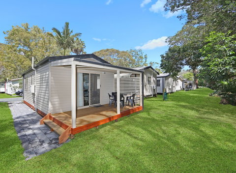 Pacific Palms Caravan Park - Timeshare Accommodation 0