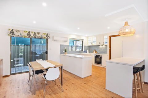 4/11 Cornhill Road - Timeshare Accommodation 1