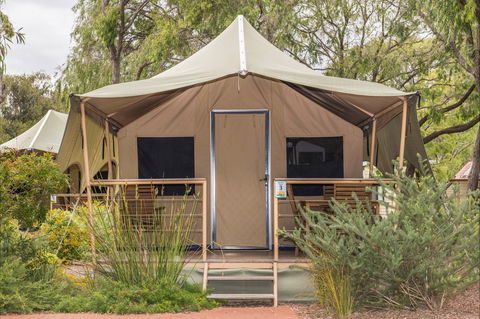 Amblin Holiday Park - Timeshare Accommodation 0
