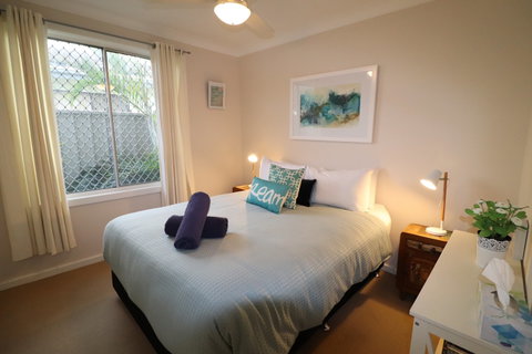 Beachside Cottage At Blacksmiths - Timeshare Accommodation 2