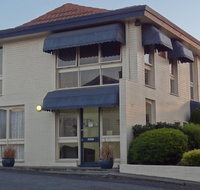 Econo Lodge Hacienda Motel - Timeshare Accommodation
