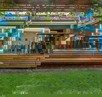 Frankie's Beach House