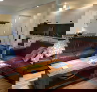 Tyntynder Garden Cottage 4