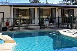 Courtside Cottage Bed And Breakfast - Timeshare Accommodation 4