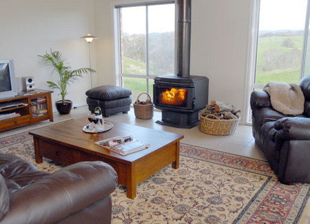 Hut On The Hill Heathcote - Timeshare Accommodation 2