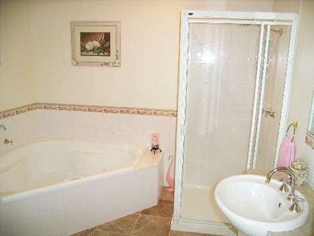 Bentleys B And B - Timeshare Accommodation 3